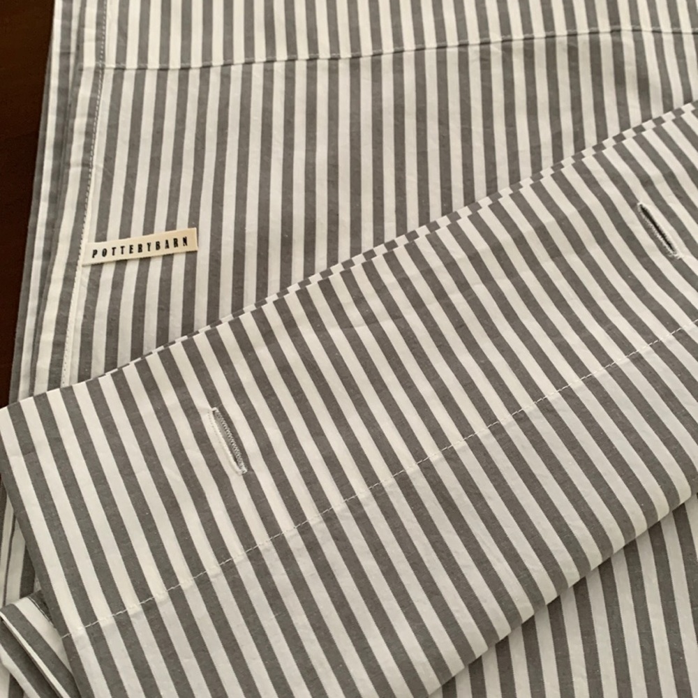 Pottery Barn, like new, shower curtain, smoke free environment